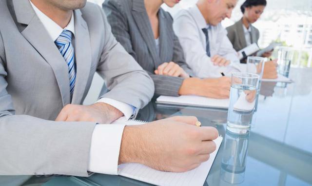 El reconocimiento del logro alcanzado y el esfuerzo que lleva a cabo el empleado para conseguirlo.