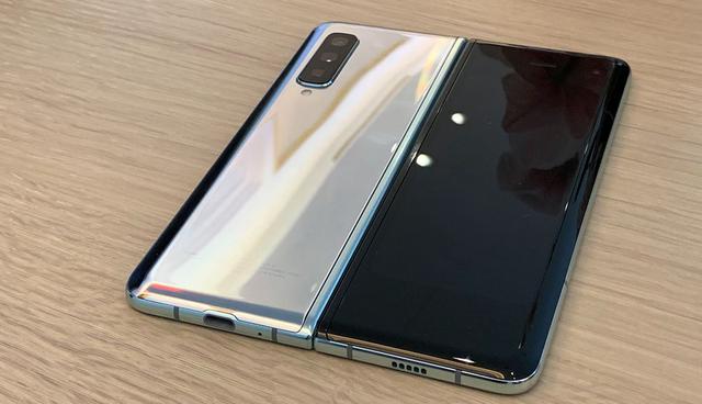 FOTO 3 | Cuatro de las seis cámaras en el dispositivo.