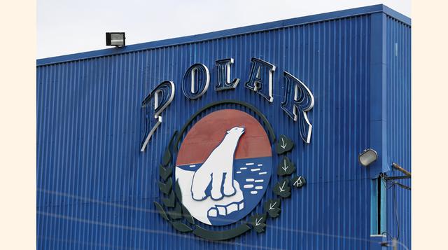 Durante sus 12 años en el poder, el fallecido Hugo Chávez mantuvo una tensa relación con Polar, empresa del magnate venezolano Lorenzo Mendoza, a la que le expropió algunos depósitos en el país. (Foto: Reuters)