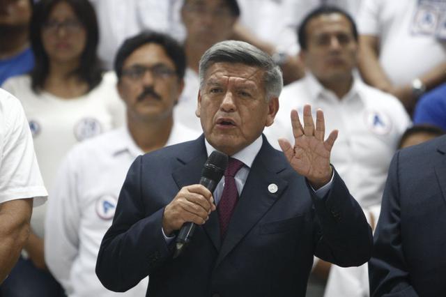 César Acuña. El ex candidato de Alianza para el Progreso hizo público que votará por PPK. Descartó un cogobierno con PPK, en caso de que este gane las elecciones.