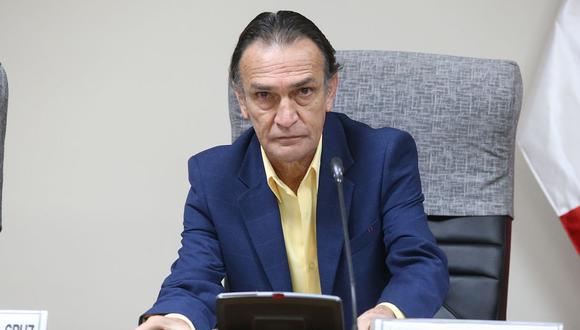 El congresista Héctor Becerril, de Fuerza Popular, ha negado en reiteradas ocasiones haberse reunido con Baltazar Morales y Guido Aguila. (USI)