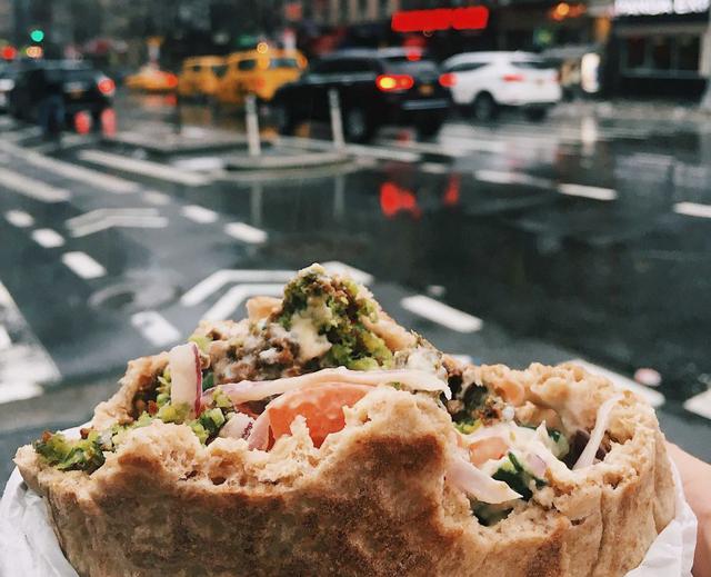 Nueva York. Puntuación: 7.81. Para realizar la clasificación se evaluaron las 100 ciudades más conocidas por su cocina y con mayor número de restaurantes a partir de cuatro indicadores (opinión de los críticos, accesibilidad y variedad, calidad y asequibilidad), otorgándoles una puntuación final de 1 a 10.