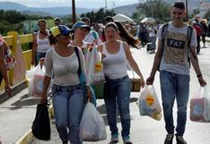 Baja flujo de venezolanos en Ecuador a dos días de que Perú les exija pasaporte