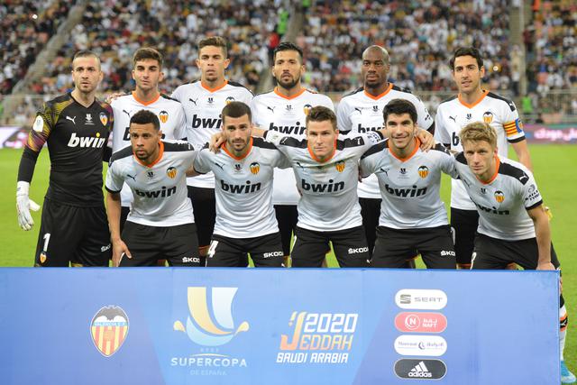 Valencia CF con 25 Jugadores en el plantel cuesta 572.15 Millones de dólares (Foto: AFP)