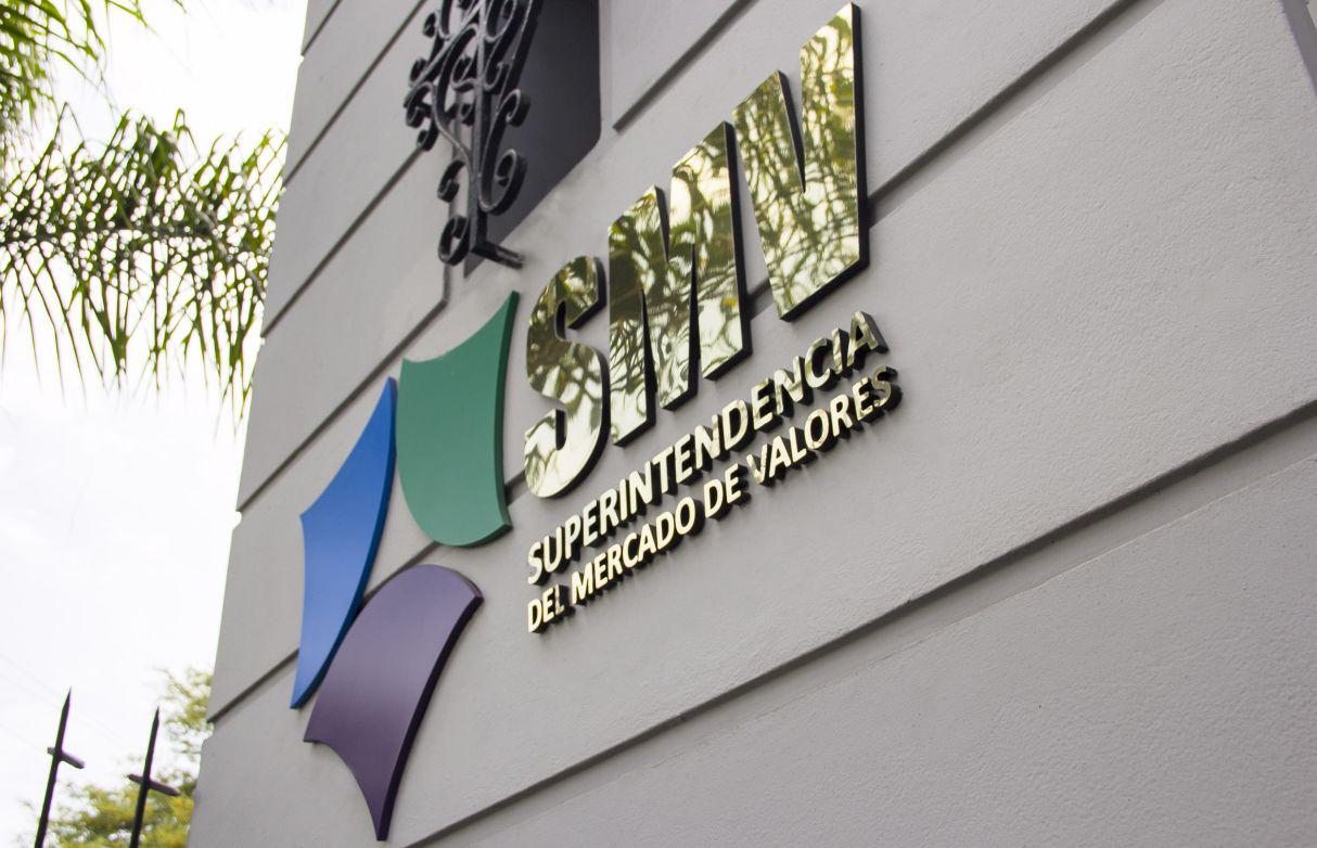 La decisión responde a la coyuntura actual, dado que imposibilita el cumplimiento de ciertas obligaciones por parte de las entidades supervisadas por la SMV. (Foto: GEC)