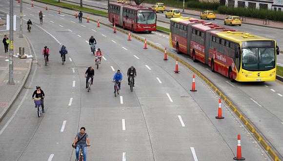 Bogotá se moviliza hoy en bicicleta y en transporte público. (AFP)