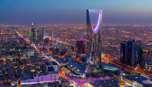 En su Visión 2030, Arabia Saudita, el mayor exportador mundial de petróleo, ha anunciado y desarrollado iniciativas multimillonarias en casi todos los sectores, en especial el turístico, logístico y de transporte, para diversificar su economía, fuertemente dependiente de los ingresos del crudo.  (Foto: difusión)