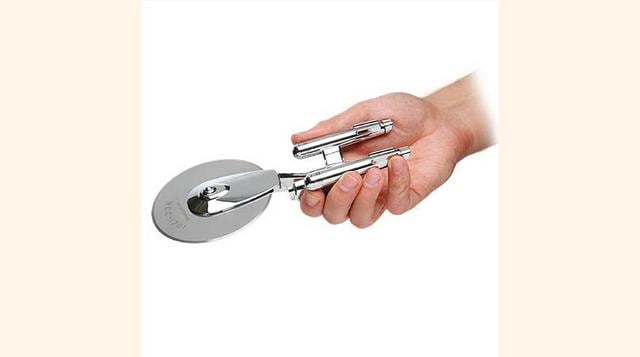 6. Esta nave “Enterprise” de Star Trek, que ahora es un lindo corta-pizza. (Foto: amzn.to)