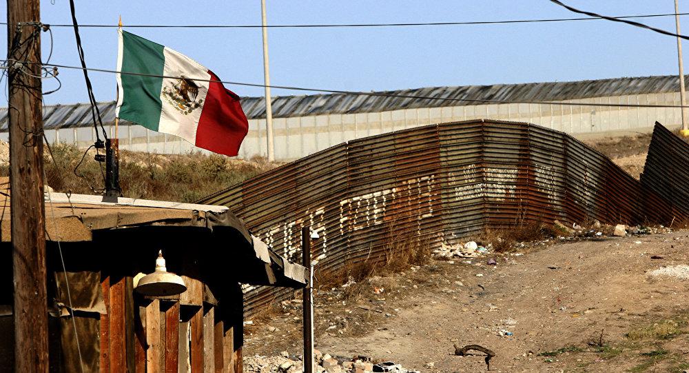 Donald Trump mencionó hoy que el muro "será pagado, muy fácil, por México". (Foto: AFP)