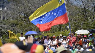 Venezolanos en Colombia, más capacitados pero peor pagados