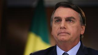 Bolsonaro dice que Brasil pronto revelará países que importan madera amazónica ilegal 