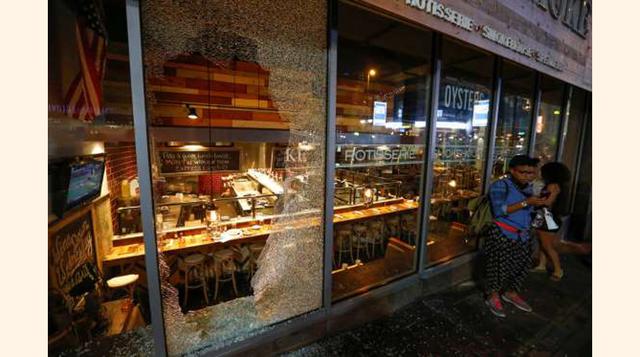 Destrozos en los locales. (foto: reuters).