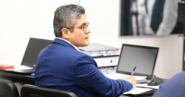 FOTO 2 | En la primera audiencia del caso Keiko Fujimori, el fiscal José Domingo Pérez siguió sustentando su pedido de prisión preventiva contra la lideresa de Fuerza Popular, y destacó el método a través del cual, según Jorge Yoshiyama, las empresas del denominado “Club de la construcción” hicieron aportes mensuales para cubrir los gastos de manutención de la excandidata presidencial. Según dijo, las empresas de hicieron una colecta para mantener a Keiko Fujimori desde el 2013 al 2016.  (Foto: GEC)