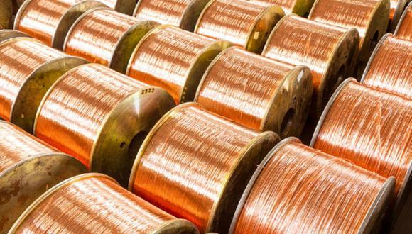 El cobre se ha desplomado un 10% desde que tocó un máximo de siete meses en enero, lastrado por la deslucida demanda en China y las preocupaciones sobre la salud de la economía mundial.