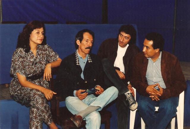 6. Dentro de los destacados escritores que pisaron el recinto ferial está la presencia de Julio Ramón Ribeyro, uno de las plumas hispanoamericanas más importante del cuento en el mundo.