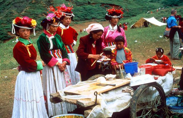 FOTO 14 | Aquí no hay un dios, sino una diosa, a religión oficial de los mosuo es el budismo tibetano, pero la deidad más venerada proviene de su propio animismo chamánico antiguo.