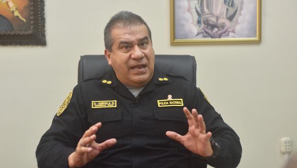 Jefe del Estado Mayor de la Policía Nacional del Perú sostuvo que Vladimir Cerrón no ha salido del Perú.