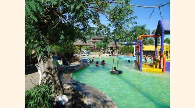 Acuamania,  Salto, Uruguay. “Muy divertido para ir con niños y adolescentes”