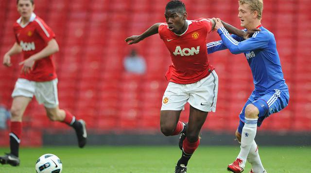 Además, si logra subir su nivel, Manchester United podría vender a Paul Pogba a un precio más alto en el futuro, logrando una plusvalía, según Bastien Drut.