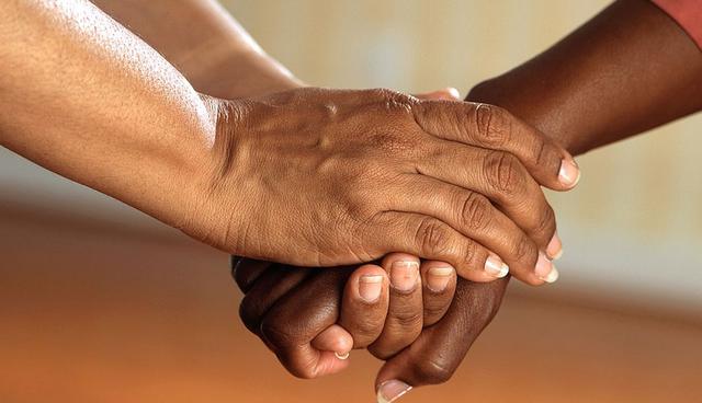 FOTO 5 | Pide ayuda cuando la necesites. Los cambios positivos en el estilo de vida no son un reemplazo para la medicación o la terapia psicológica sino, más bien, como algo que las personas pueden emprender por encima de su tratamiento. (Foto: Pixabay)