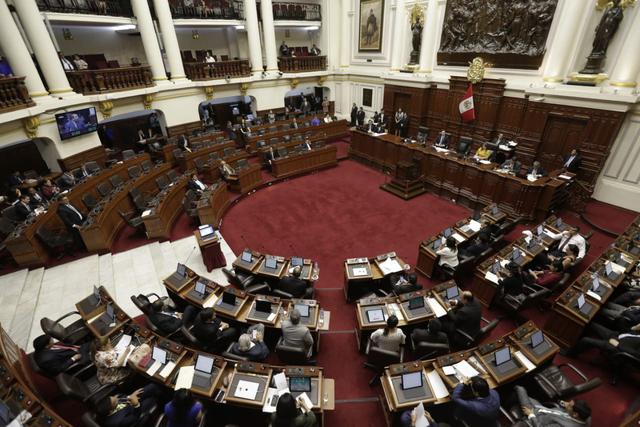 Así quedó el hemiciclo tras el retiro de Fuerza Popular. (Foto: Anthony Niño De Guzmán / GEC)