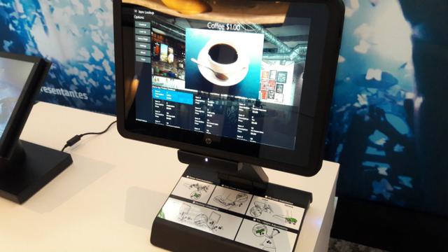 Podemos tener muchas herramientas, pero si no sabemos administrarlas es un problema. Hay empresas con más de mil máquinas. Me gustaron las herramientas, pero ¿las puedo administrar? Sí”, dijo Max Richi, Product Manager para Desktops de Latinoamérica de HP