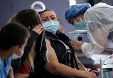 Perú recibe US$ 120 millones en crédito de la CAF para vacunación contra el COVID-19