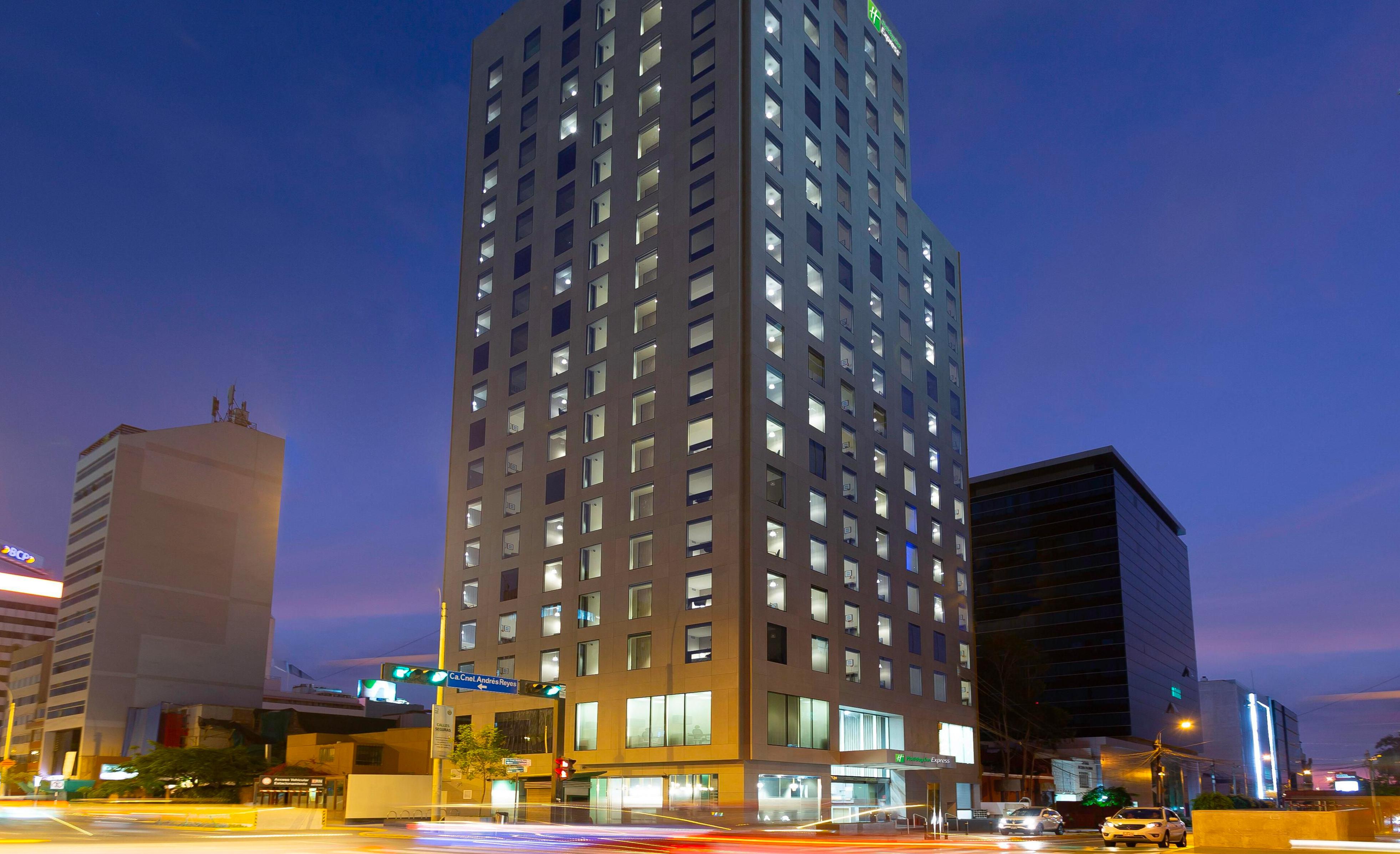 El Holiday Inn Express San Isidro es un hotel de tres estrellas estandarizado con 175 habitaciones. (Foto: ihg)