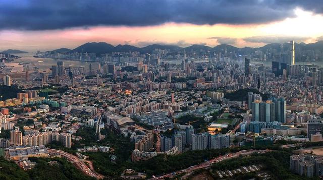 Bangalore (India). En la India el emprendimiento está en auge porque el mercado es enorme y porque cada año se gradúa un alto número de ingenieros. La escena de las startups en Bangalore está muy centrada en la ingeniería y la tecnología, por lo que lo qu