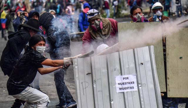 Unos mil aborígenes más llegaron a la capital y “otro grupo está por llegar”, dijo previamente Apawki Castro, portavoz de la Confederación de Nacionalidades Indígenas (Conaie). (Foto: AFP)