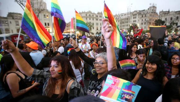Entre las propuestas presentadas ante el Congreso figura la unión civil entre parejas del mismo sexo. (Foto: Andina)