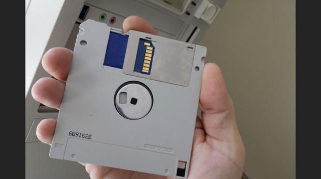 Fue utilizado masivamente por los usuarios para distribuir software, transferir datos, almacenar información y crear pequeñas copias de seguridad.