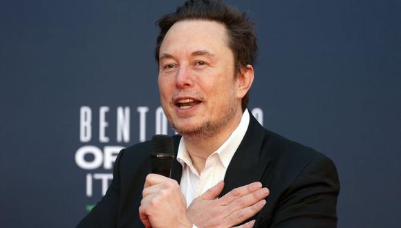 Elon Musk, chief executive officer of Tesla Inc., speaks with his hand on heart at the Atreju convention in Rome, Italy, on Saturday, Dec. 16, 2023. The annual event, organized by Giorgia Meloni's Brothers of Italy party, began in 1998 as a convention for right-wing youths and has evolved into a political kermesse, including ministers and members of the opposition. Photographer: Alessia Pierdomenico/Bloomberg