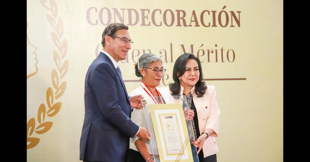 FOTO 11 | En la categoría “En mérito a su trabajo por la protección y promoción de los derechos de las mujeres del Pueblo Afroperuano” resultó elegida Alejandrina Leonor Córdova Casalino. (Foto: flickr Presidencia Perú)