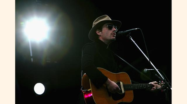 9. Jakob es el menor de los hijos de Bob y Sara Dylan. Nació en Nueva York y se abre camino en el mundo de la música con la banda Wallflowers y colaborando con la Overflow Crowds Band. (Foto: Getty)