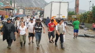 Ministra de Salud quedó atrapada entre huaicos de Chosica