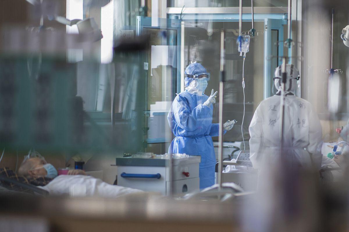 Los centros médicos deberían estar implementados para poder enfrentar una eventual pandemia, lo que implicaría casos de afectados que requieran ser atendidos de inmediato. (Foto: AFP)