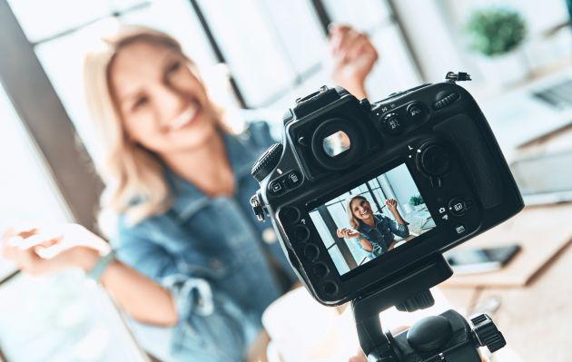 La directora de fiscalización del JNE, Yessica Clavijo, afirmó que las agrupaciones tienen carta abierta para hacer campaña en redes sociales. (Foto: Shutterstock)