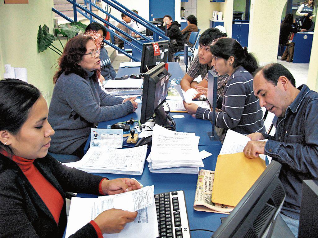 Municipalidades. Deberán adecuar los nuevos procedimientos para licencias de funcionamiento. (Foto: GEC)