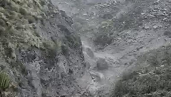 Lahar originado en el volcán Ubinas no registró daños materiales.