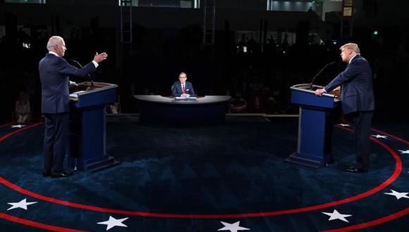 Joe Biden y Donald Trump protagonizaron el martes un debate cargado de interrupciones e insultos. (EFE/EPA/OLIVIER DOULIERY).