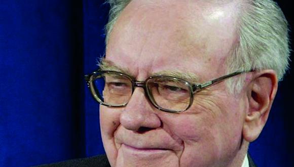 Warren Buffet es CEO de 
Berkshire Hathaway Inc. , empresa holding que cuenta con subsidiarias dedicadas a una amplia gama de actividades empresariales (Foto: AFP)