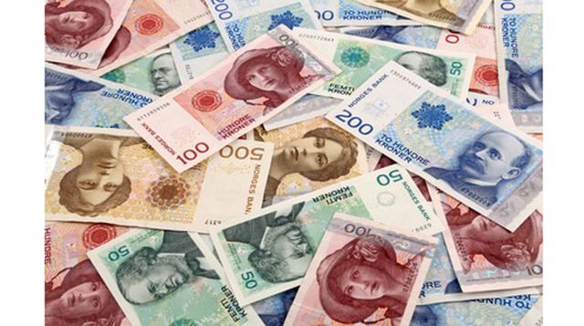 Corona. La mayor parte de los países escandinavos utilizan el término corona, que también procede del latín, para dar nombre a sus monedas, ya que en todos ellos aparece una corona grabada en uno de los lados de la misma. Concretamente, las coronas se usa