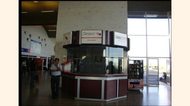 Así era la vista de la entrada al aeropuerto antes de la remodelación.
