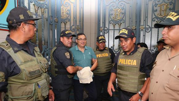 Jorge Cuba y otros exfuncionarios han sido denunciados por el fiscal José Domingo Pérez por lavado de activos y corrupción. (Foto: Andina)