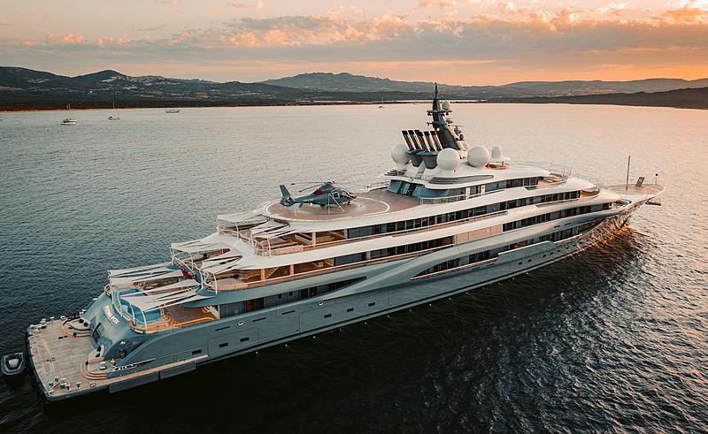 Conozca al Flying Fox, el gigantesco yate de lujo que puede albergar hasta dos helicópteros. (Foto: SuperYacht Times)