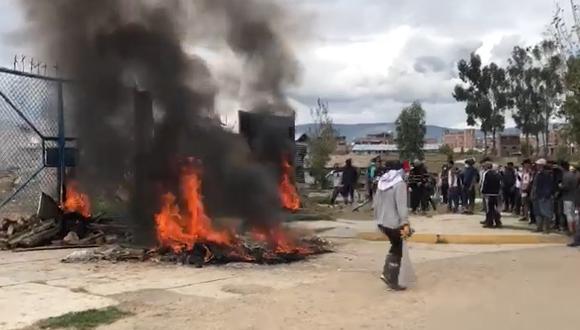 paro de transportistas Huancayo: manifestantes trataron de entrar a la fuerza a mesa de diálogo con ministros rmmn | PERU | GESTIÓN