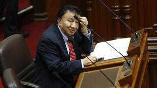 Congreso aprobó suspender por 120 días a Enrique Wong