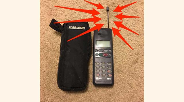 16. A algunos teléfonos tenías que sacarles esta pequeña antena para que funcionaran. (Foto: ebay.com)