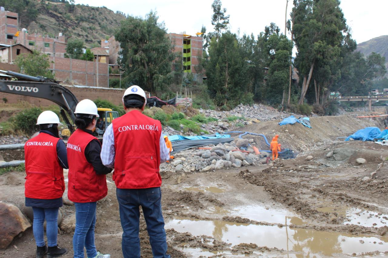 La Contraloría inspeccionó las obras de la reconstrucción. (Foto: Contraloría)